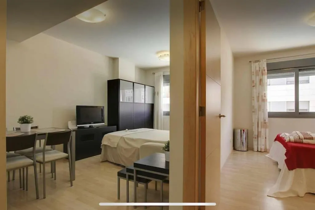 2º Linea De Playa Con Piscina & Parking Apartment Malaga